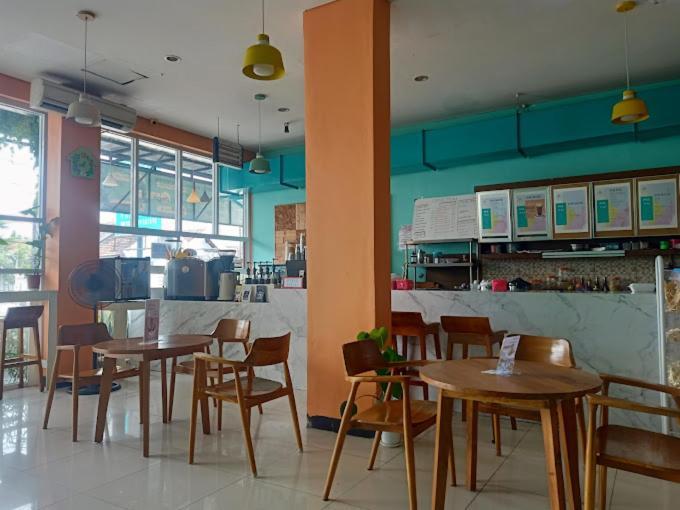 Dekost Madiun酒店 外观 照片